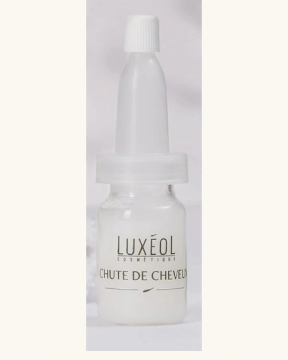 LUXÉOL 植萃健髮安瓶台灣現售盒裝與單支產品圖